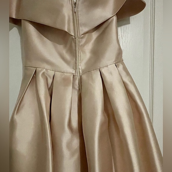 Honey Chelsea Off the shoulder dress Size Small - Picture 3 of 4